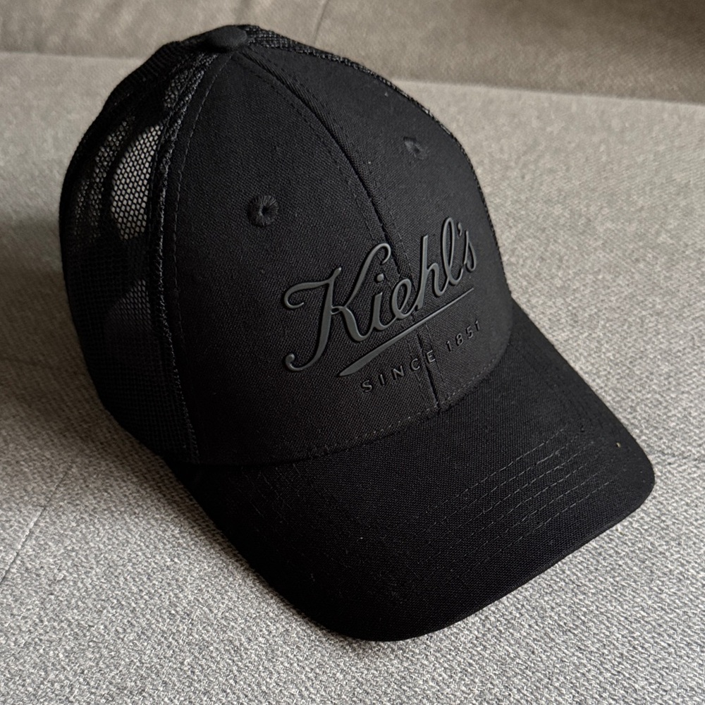 NWT Kiehl's Classic Black Mesh SnapBack Cap